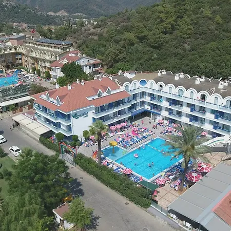 Otel Exelsior Junior 3*